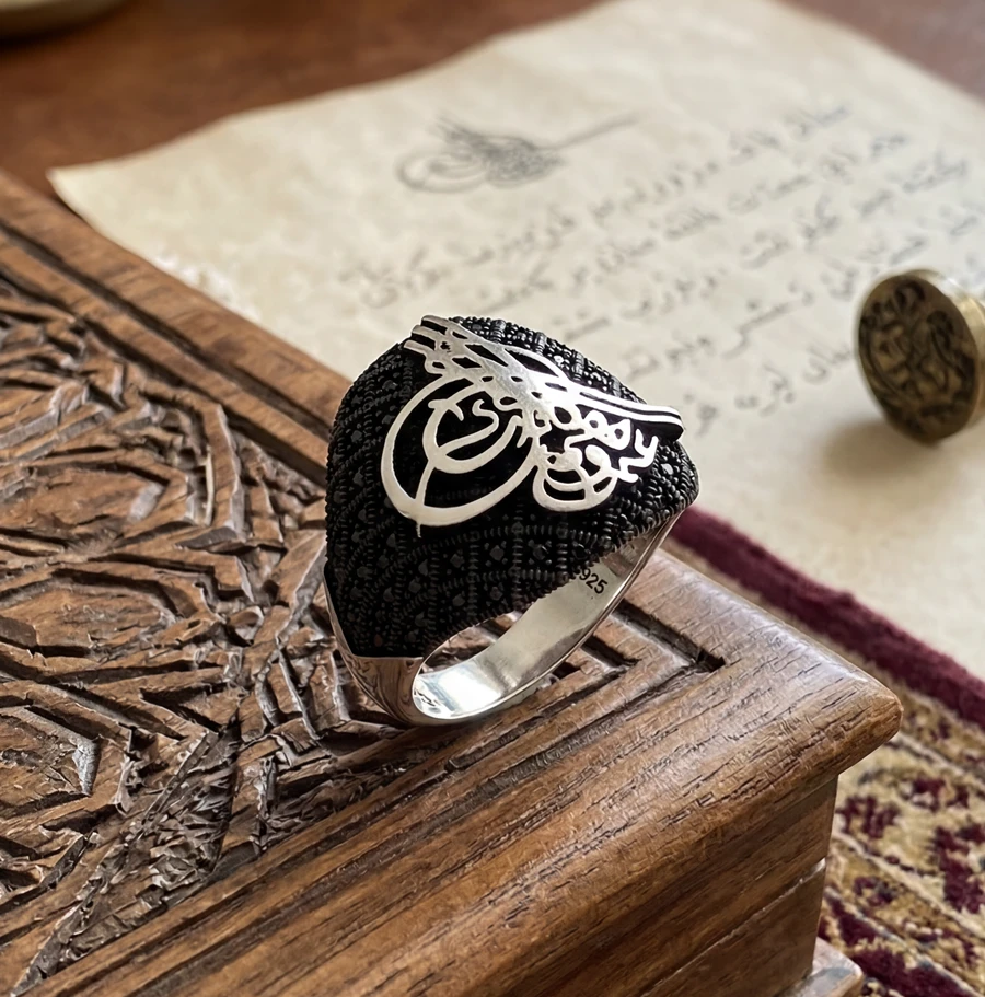 Cihanşümul Osmanlı Tuğralı Mikro Taşlı Mikro Taşlı Gümüş Erkek Yüzük ürün görseli